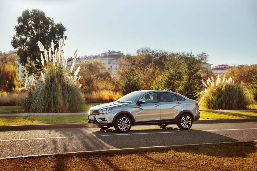 LADA Vesta - лидер продаж в октябре.